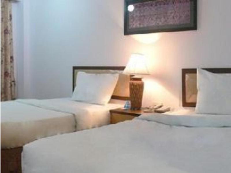 Thai Inter Hotel Nakhonratchasima Zimmer foto